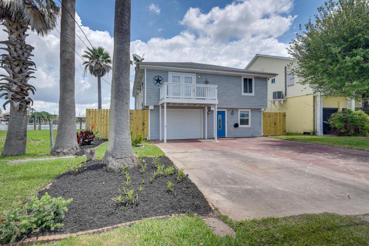 Holiday home Waterfront Bay Retreat - 4 Mi To Beach! Galveston