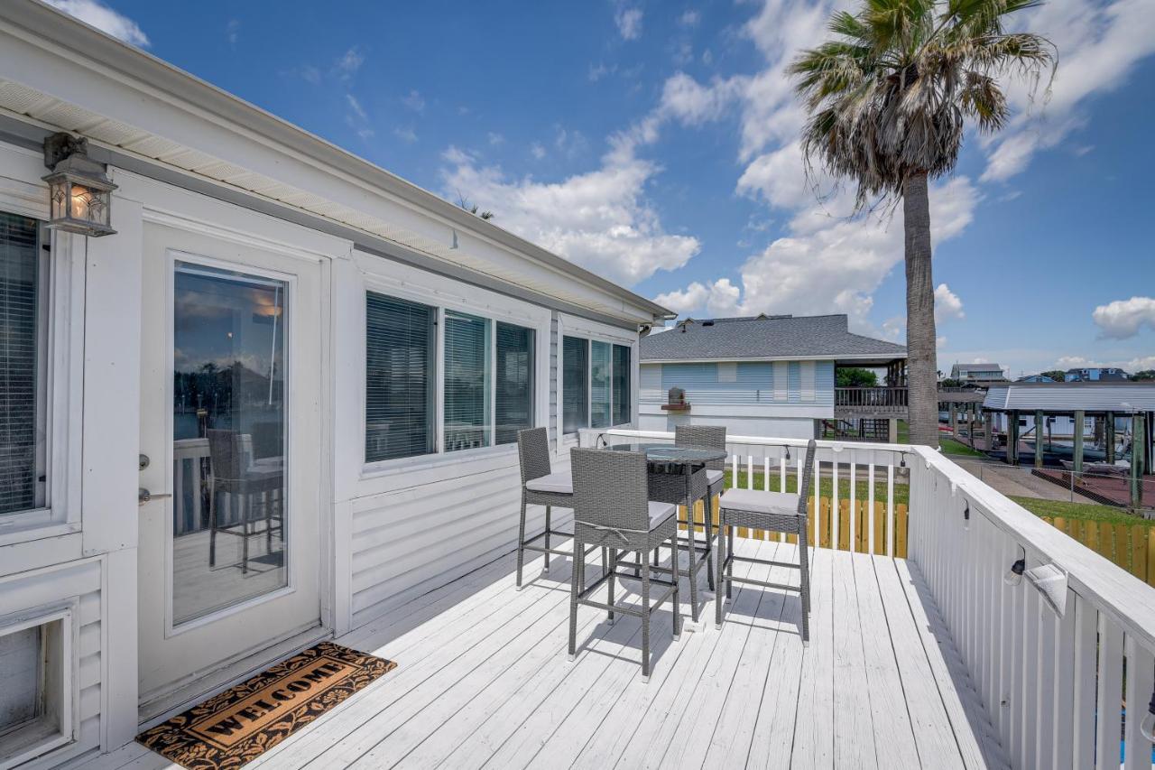 Waterfront Bay Retreat - 4 Mi To Beach! Holiday home *